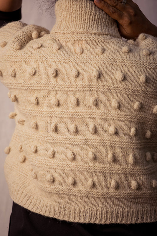 Bubble Crop Sweater (White)