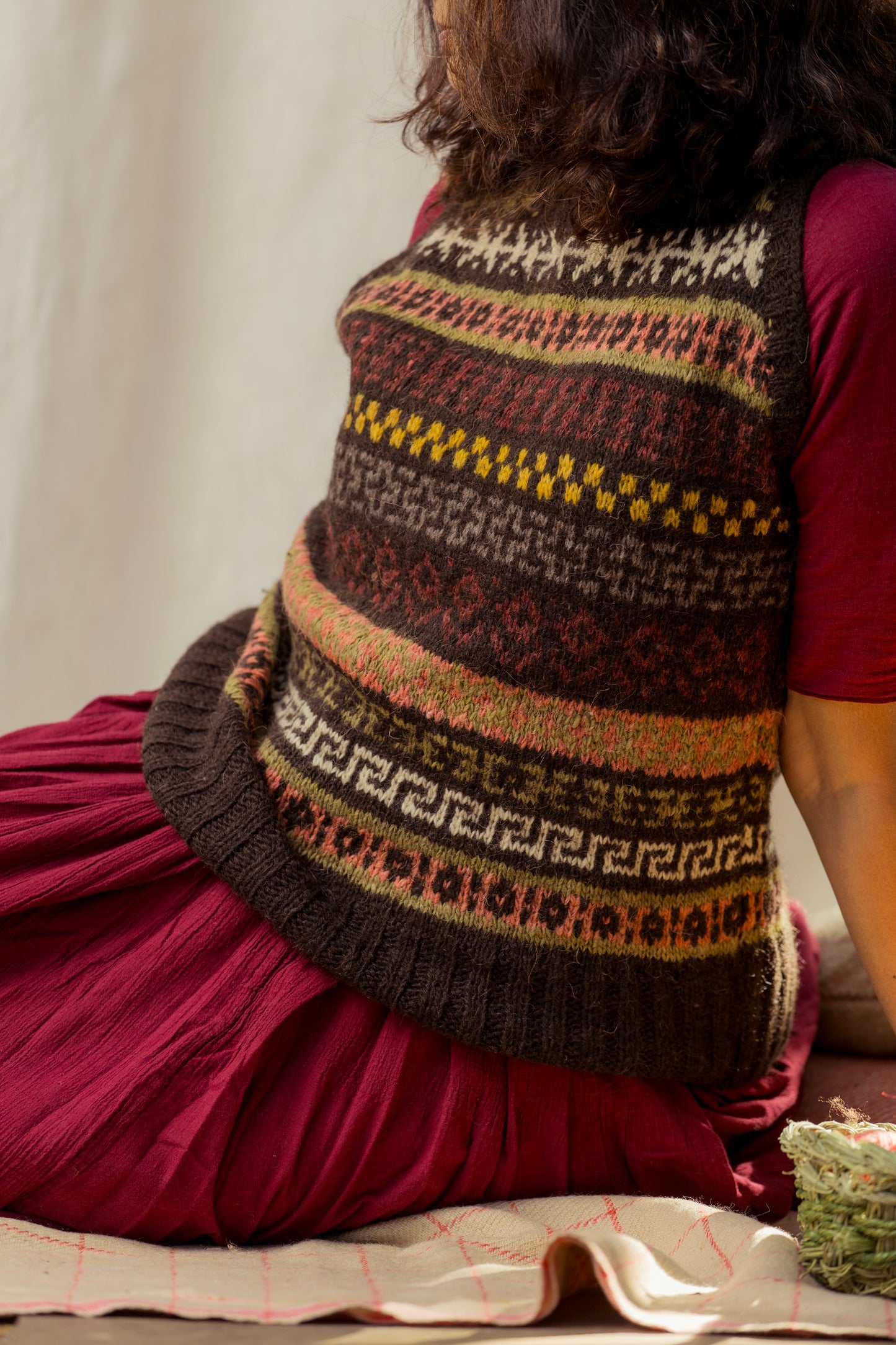 Lahuli Multicolour Knit Vest (Black)
