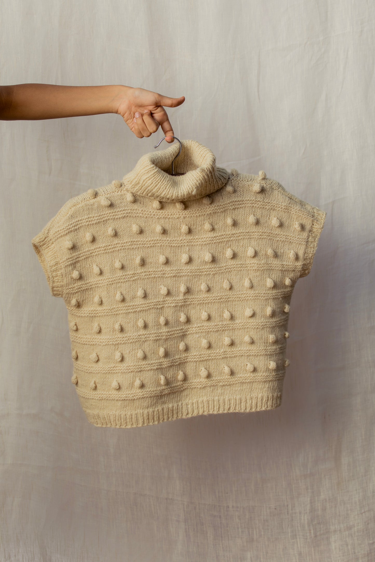 Bubble Crop Sweater (White)