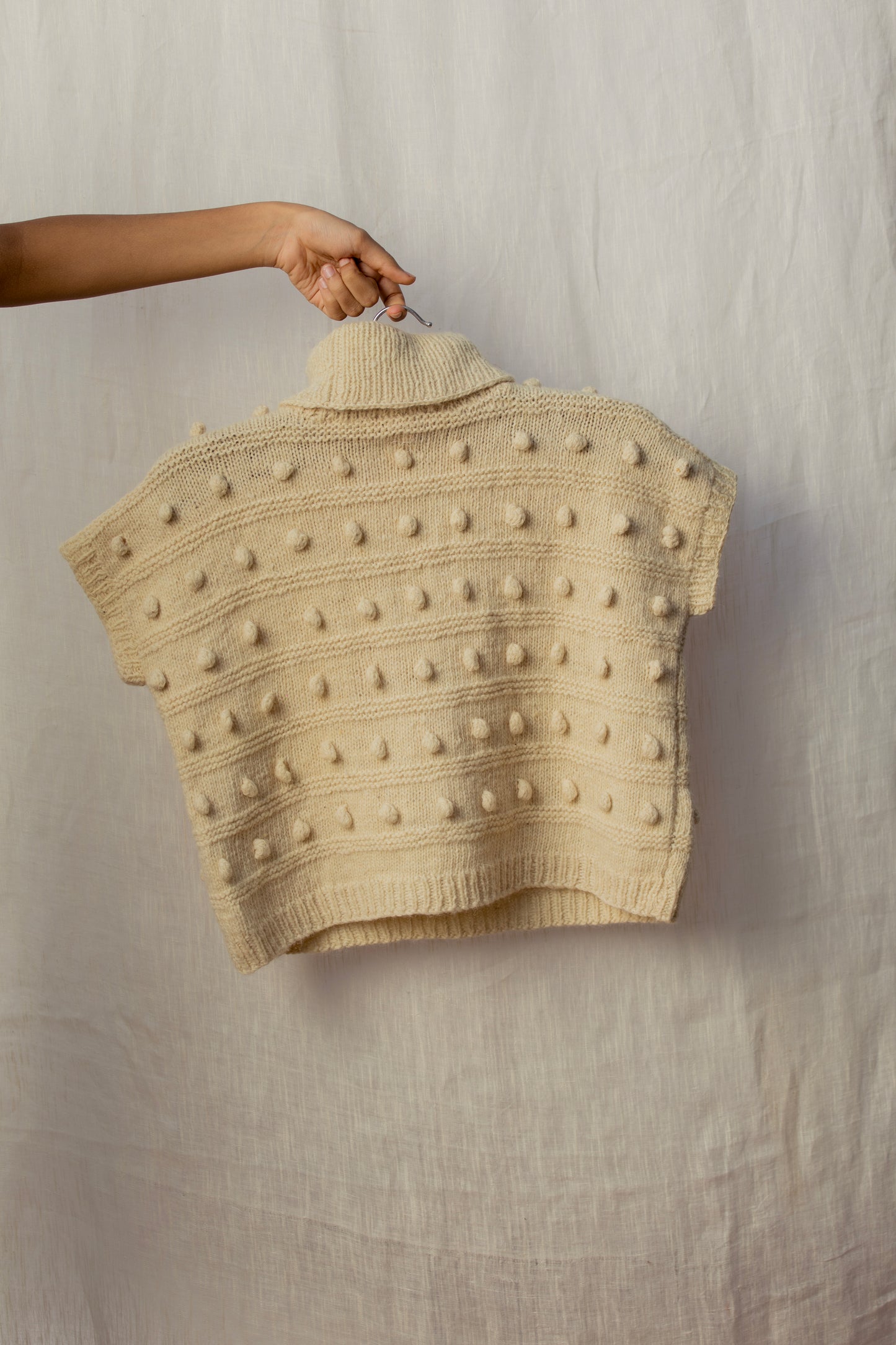 Bubble Crop Sweater (White)