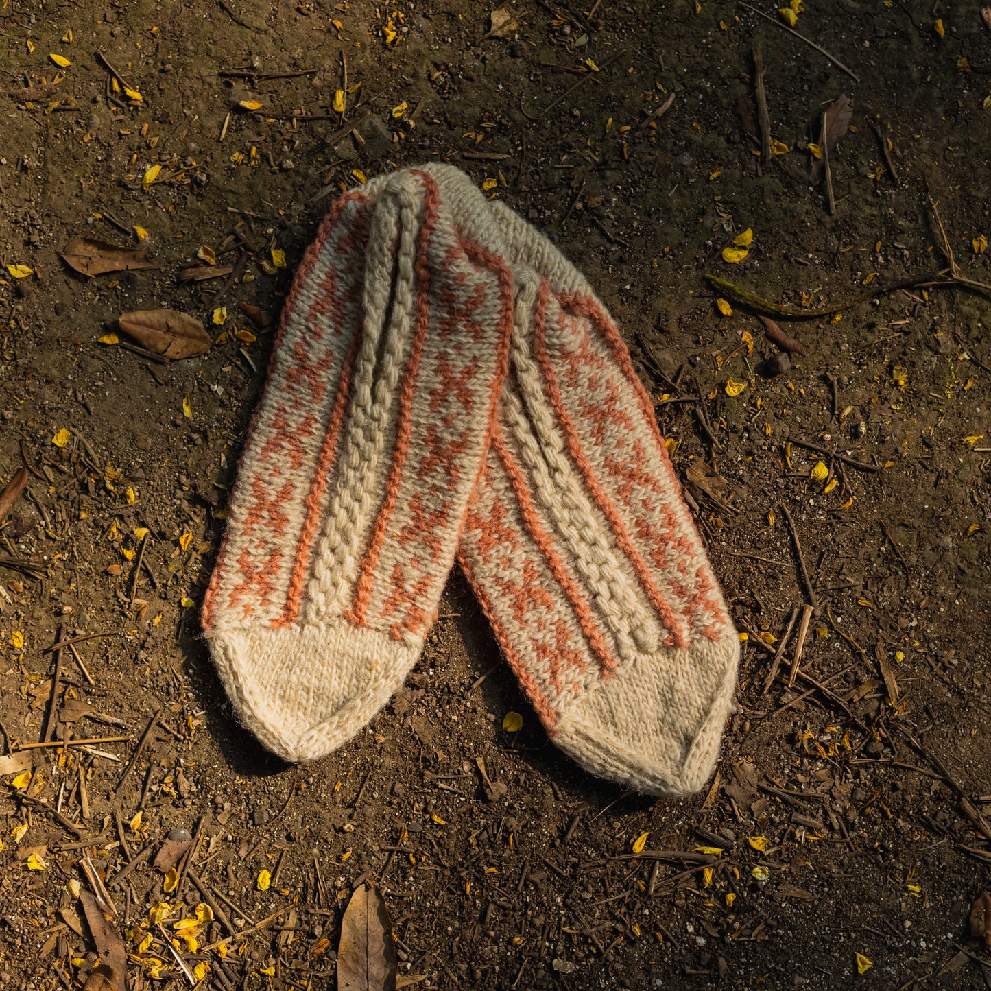 Motif Knit Mojiris