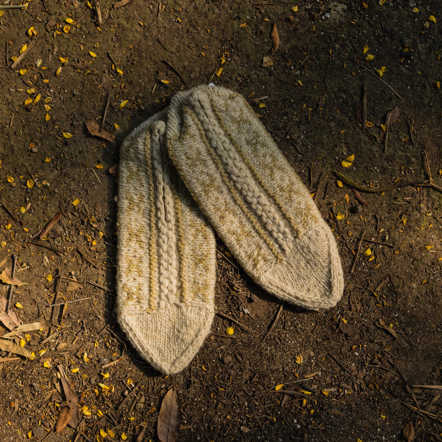 Motif Knit Mojiris