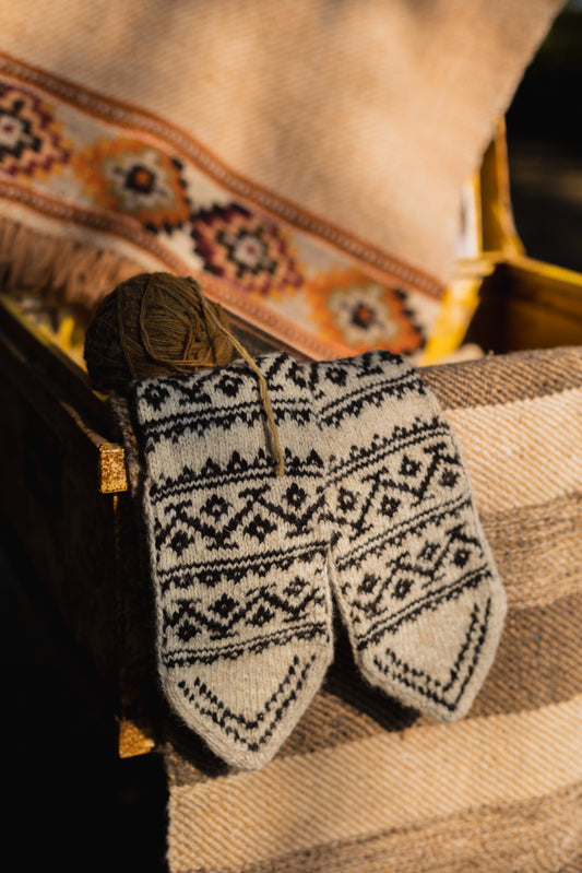 Lahauli Knit Rustic Socks