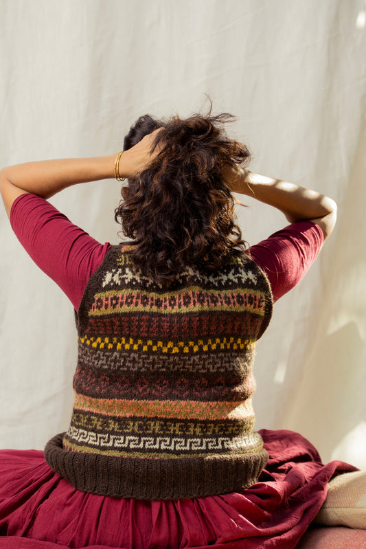 Lahuli Multicolour Knit Vest (Black)