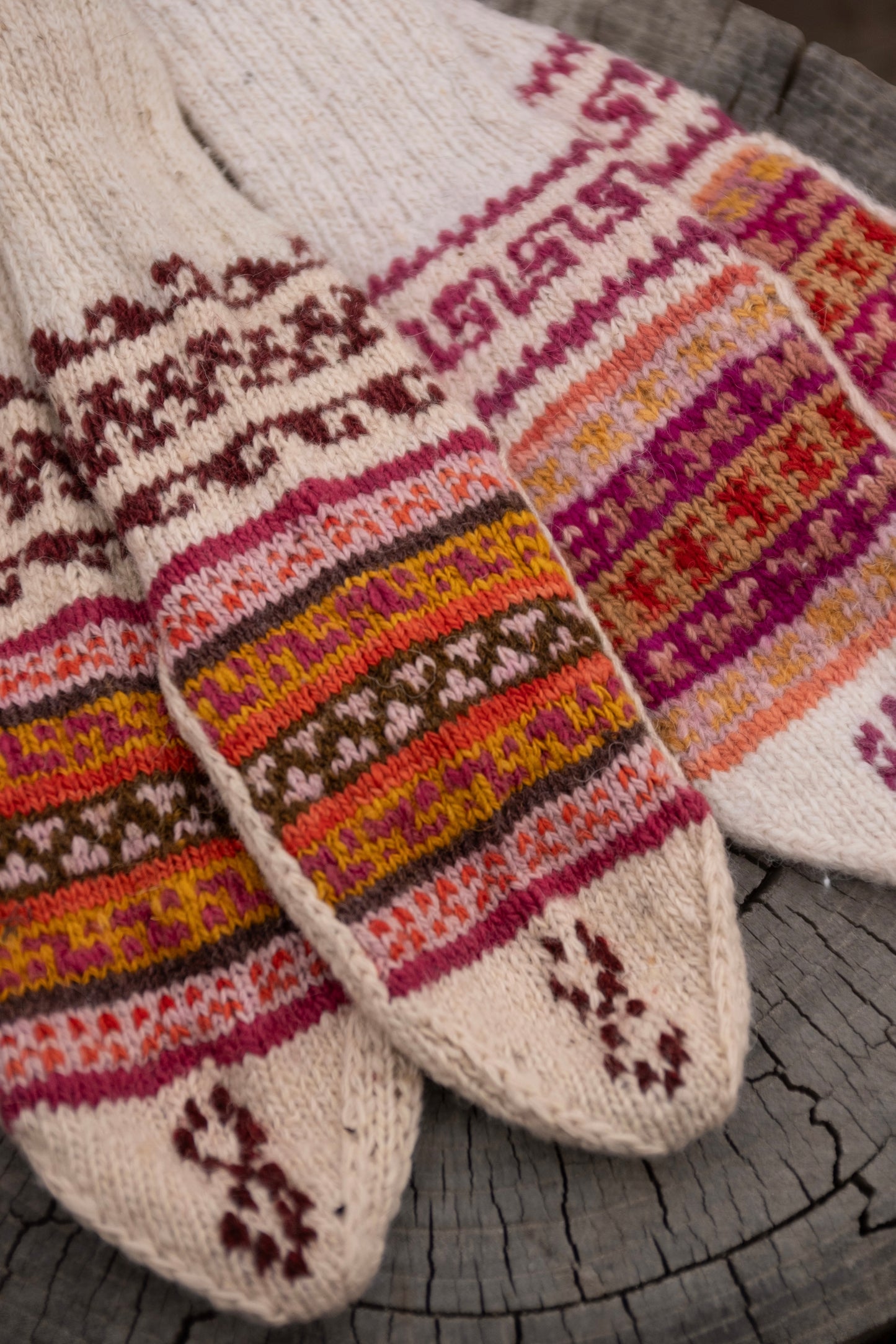 Lahuali Socks