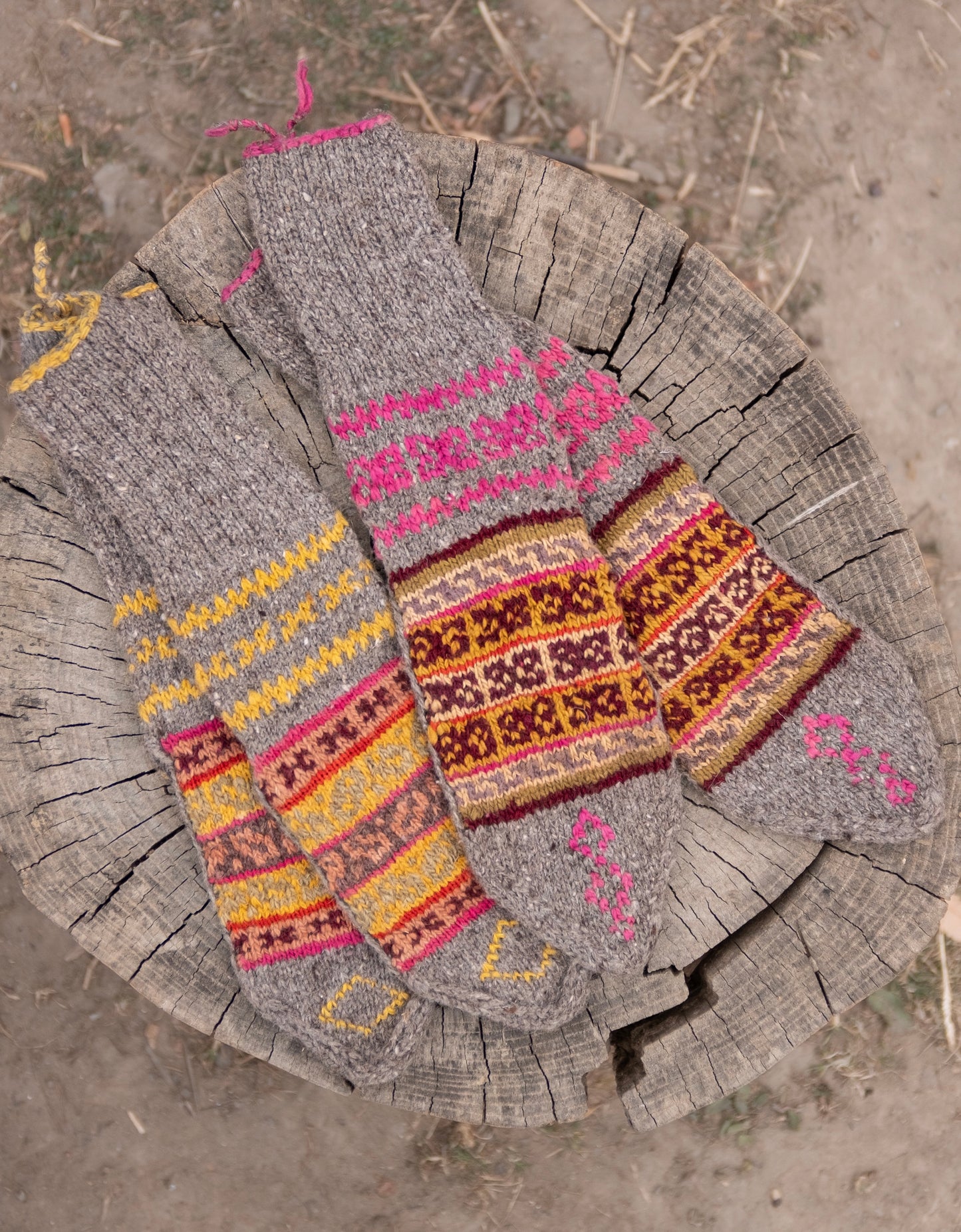 Lahuali socks