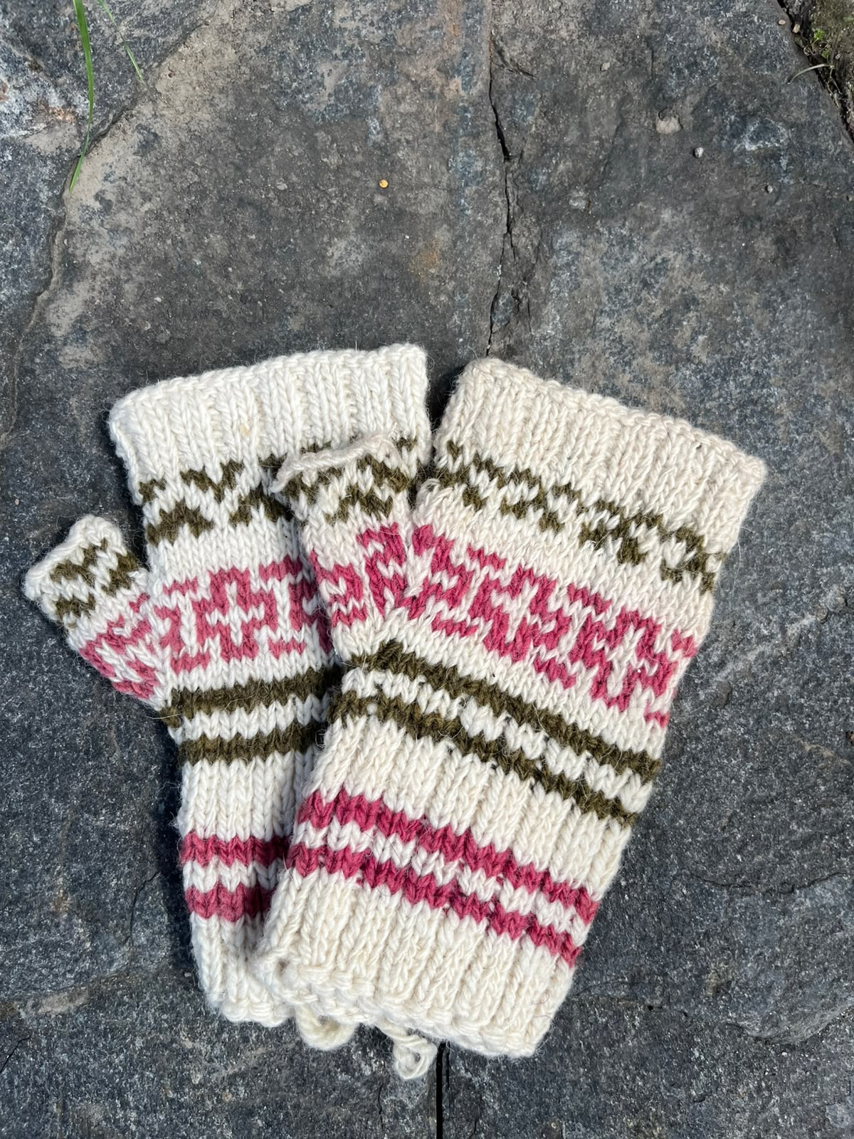 Lahuali Gloves